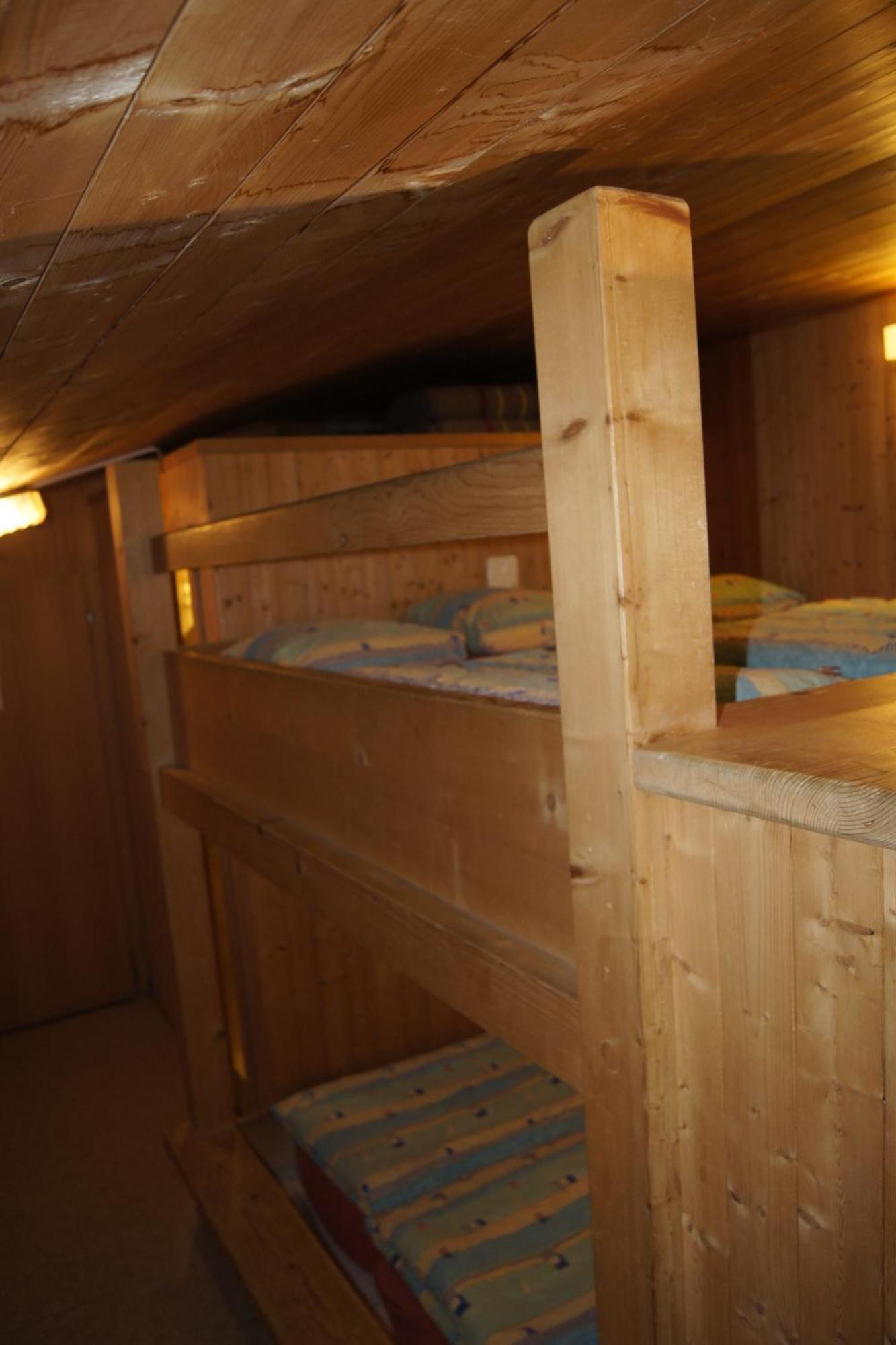 Baerghuus Axalp Hostel Exterior photo